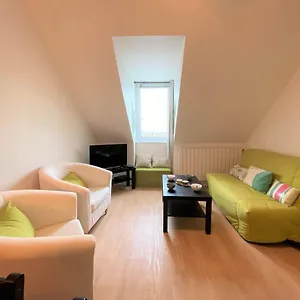 https://charmant-t2-proche-vieux-port-avec-jardin-roscoff.inbrittany.com